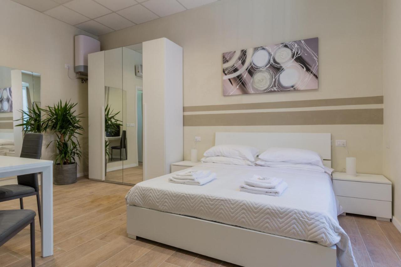 Center Rooms Piacenza Ngoại thất bức ảnh