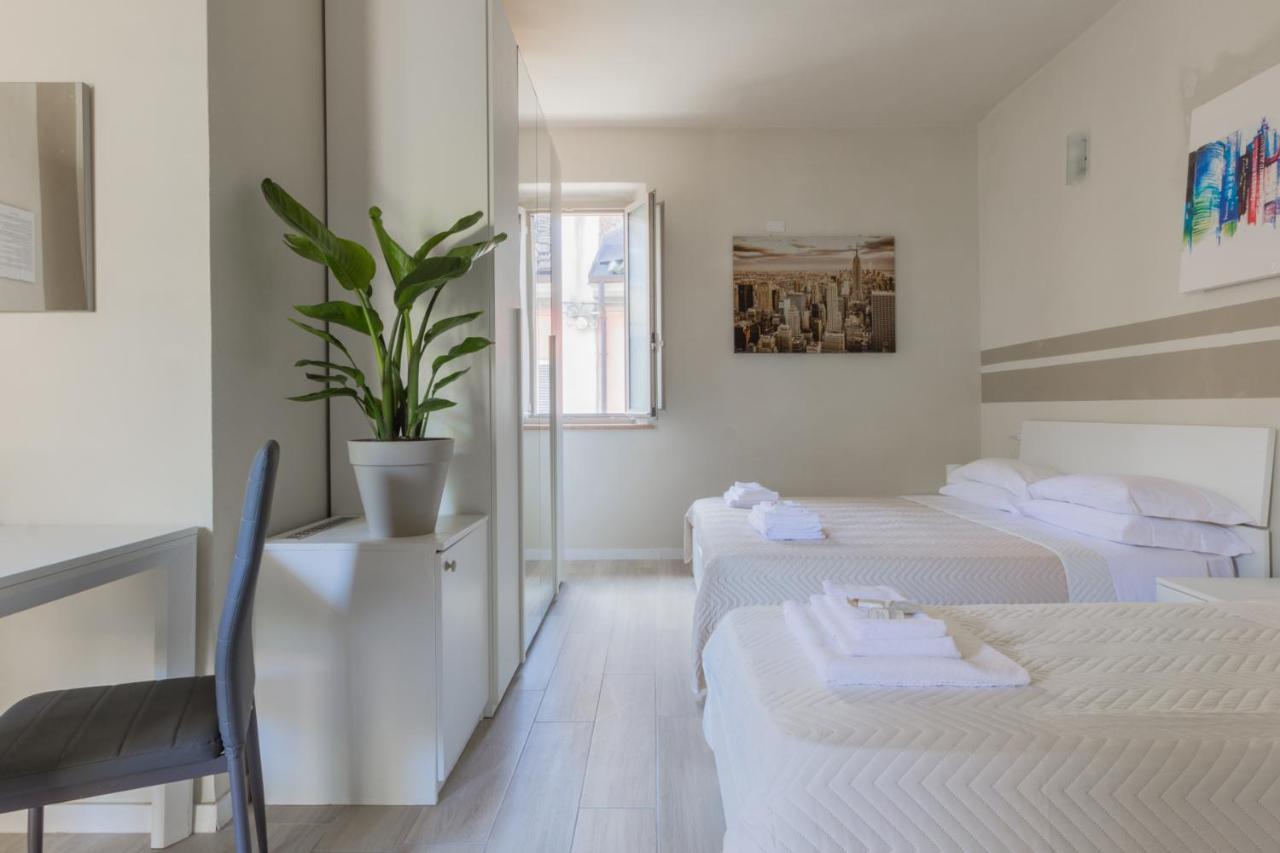 Center Rooms Piacenza Ngoại thất bức ảnh